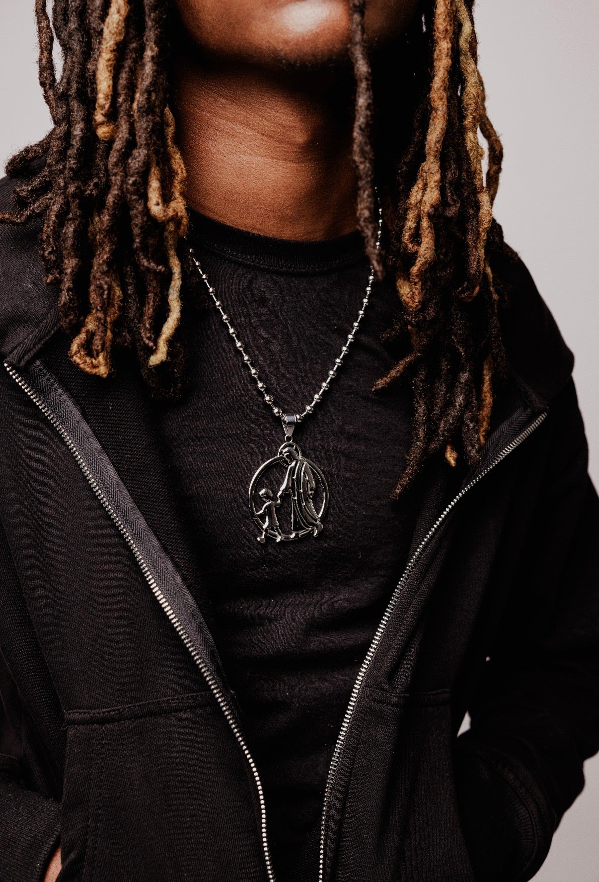 “Eternal Walk” Chain